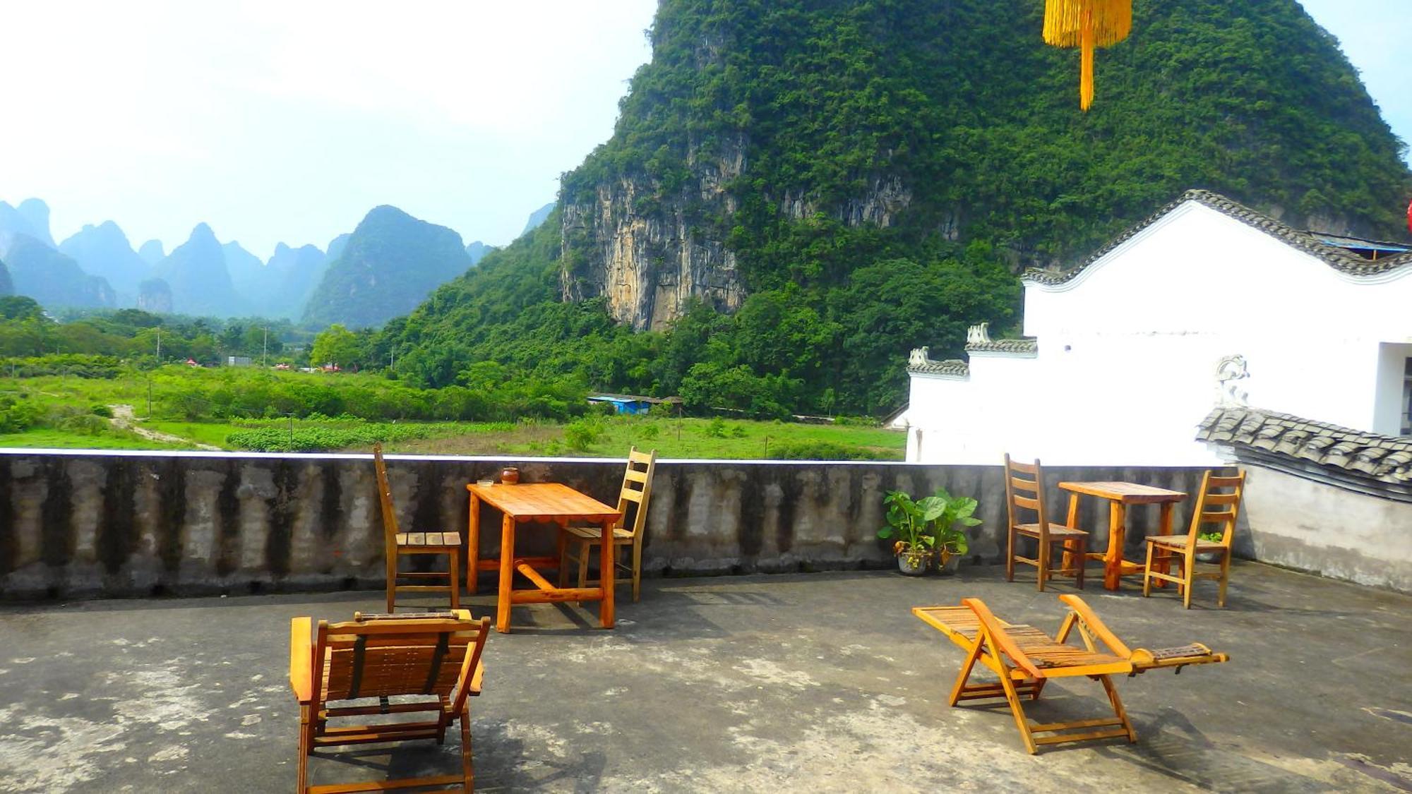 Yangshuo Moon Resort Hotel Bagian luar foto