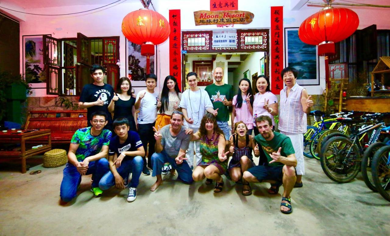 Yangshuo Moon Resort Hotel Bagian luar foto