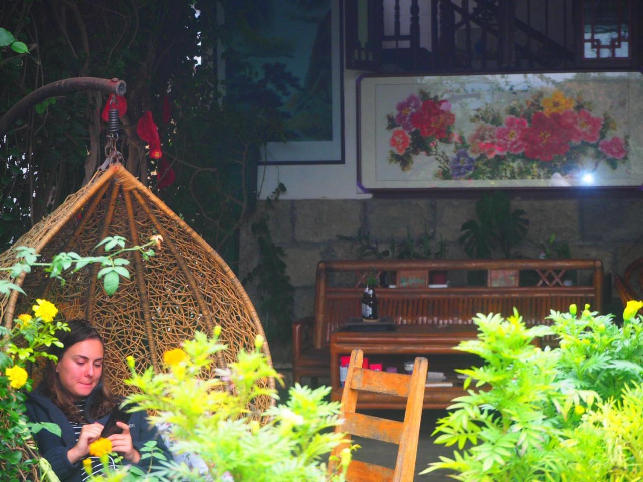 Yangshuo Moon Resort Hotel Bagian luar foto
