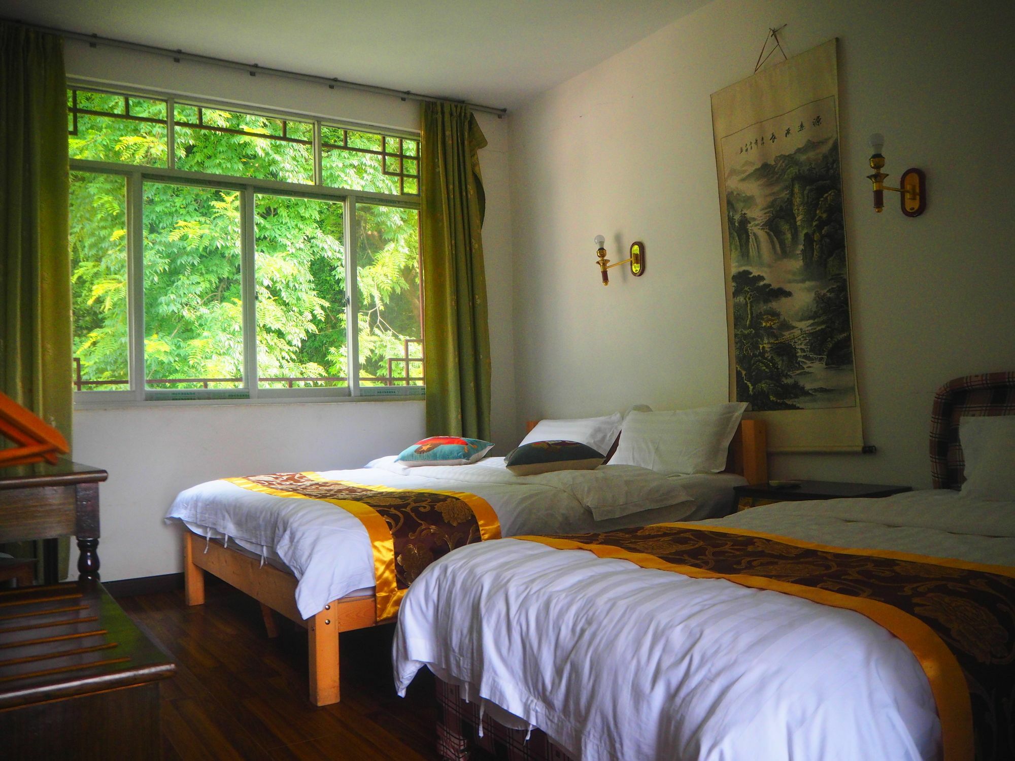Yangshuo Moon Resort Hotel Bagian luar foto