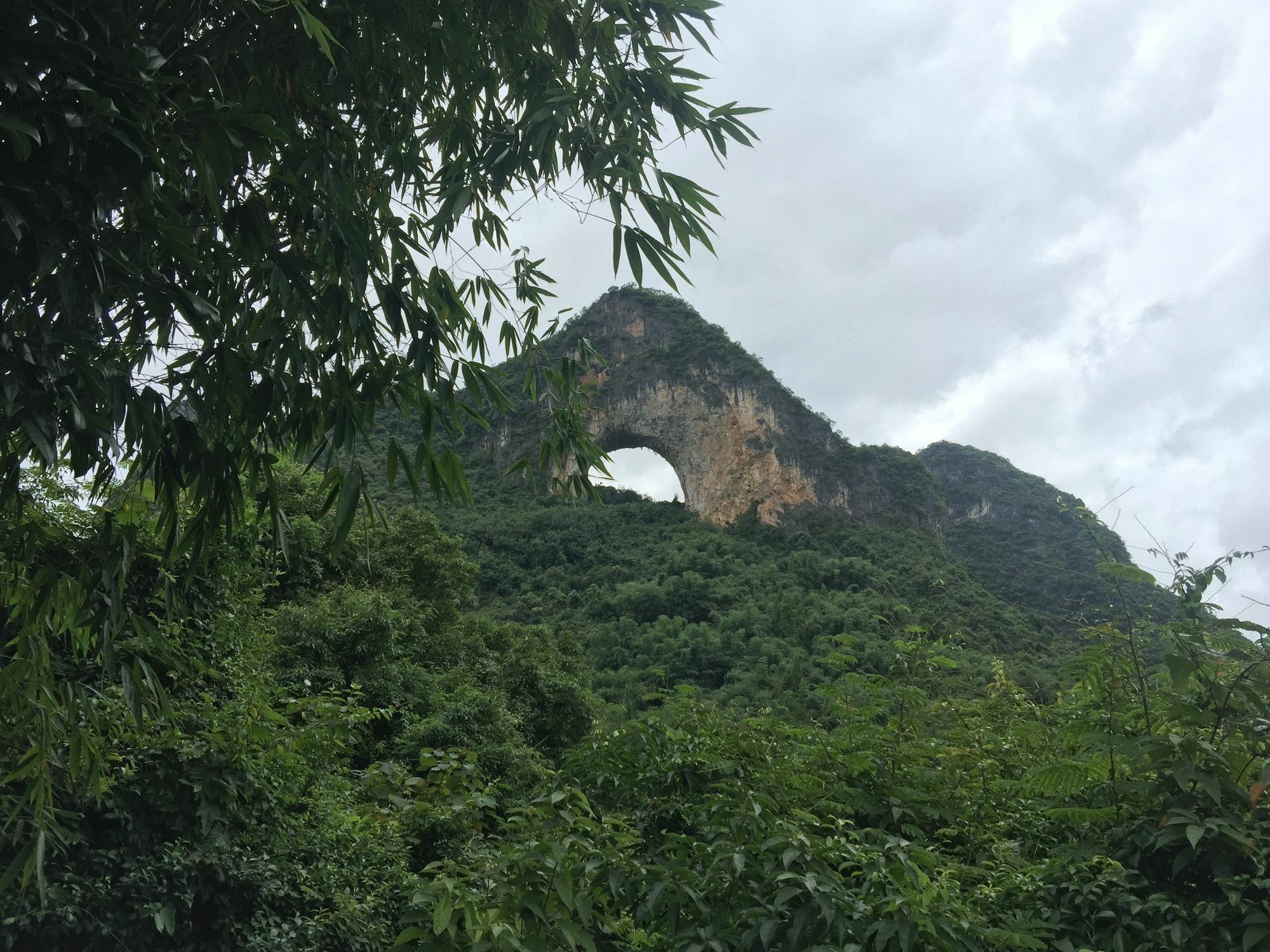 Yangshuo Moon Resort Hotel Bagian luar foto